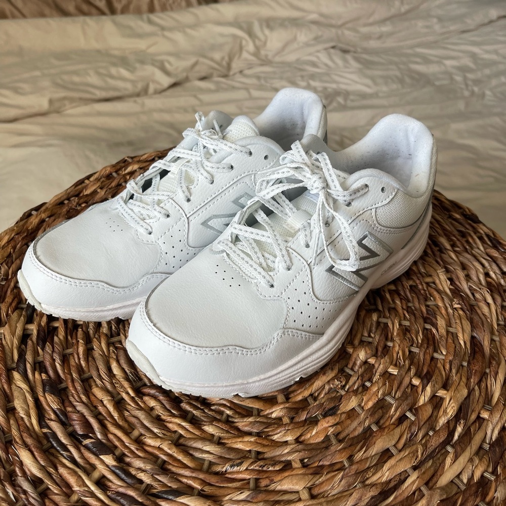 New Balance Women's 411 V1